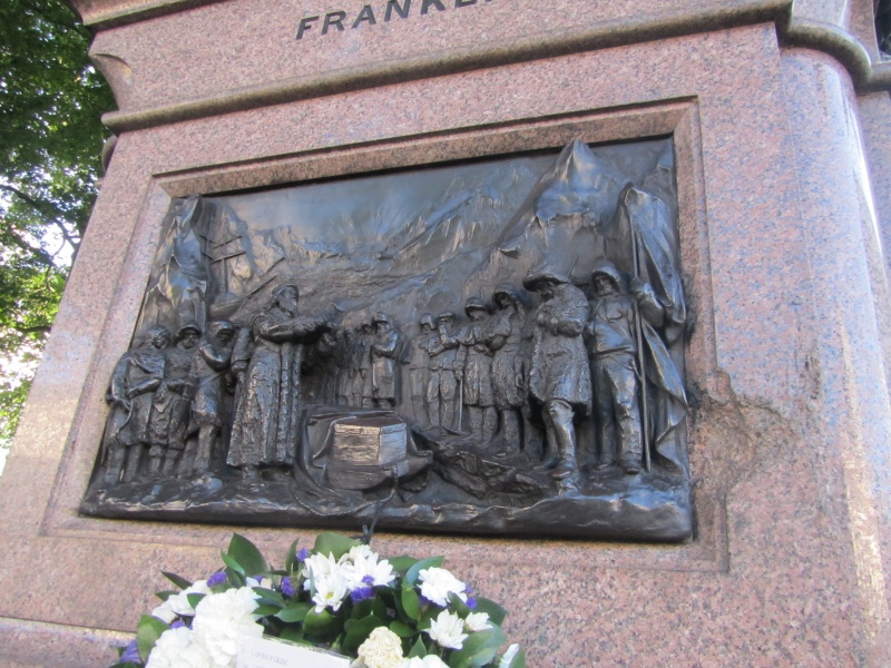 Soubor:Franklinuv-pamatnik-londyn-relief.jpg